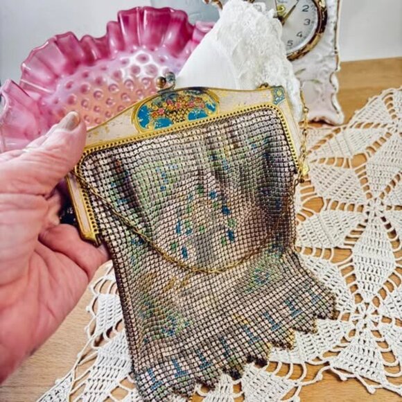 Antique Whiting & Davis Mesh Purse c1915–1925 Enamel Lyre Motif Metal Mesh Eveni - Picture 16 of 16